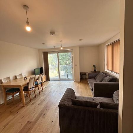 New Build 2 Bedroom With 2 Bath In Londres Exterior foto