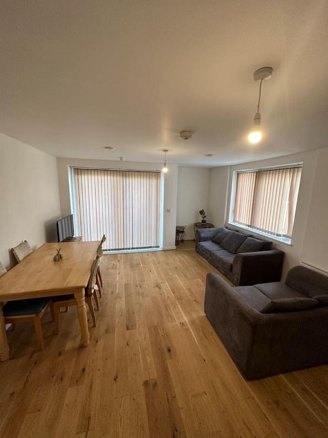 New Build 2 Bedroom With 2 Bath In Londres Exterior foto