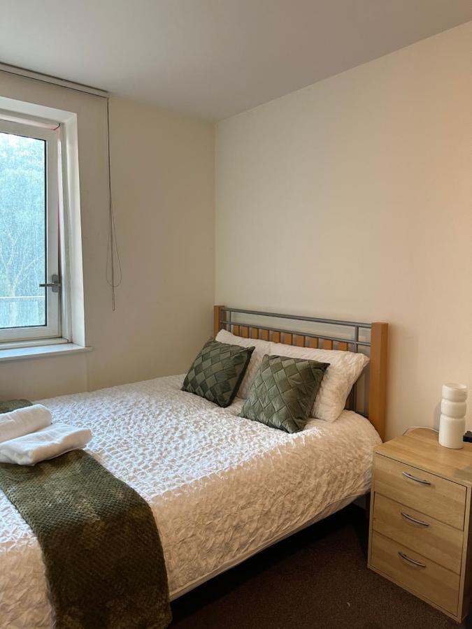 New Build 2 Bedroom With 2 Bath In Londres Exterior foto